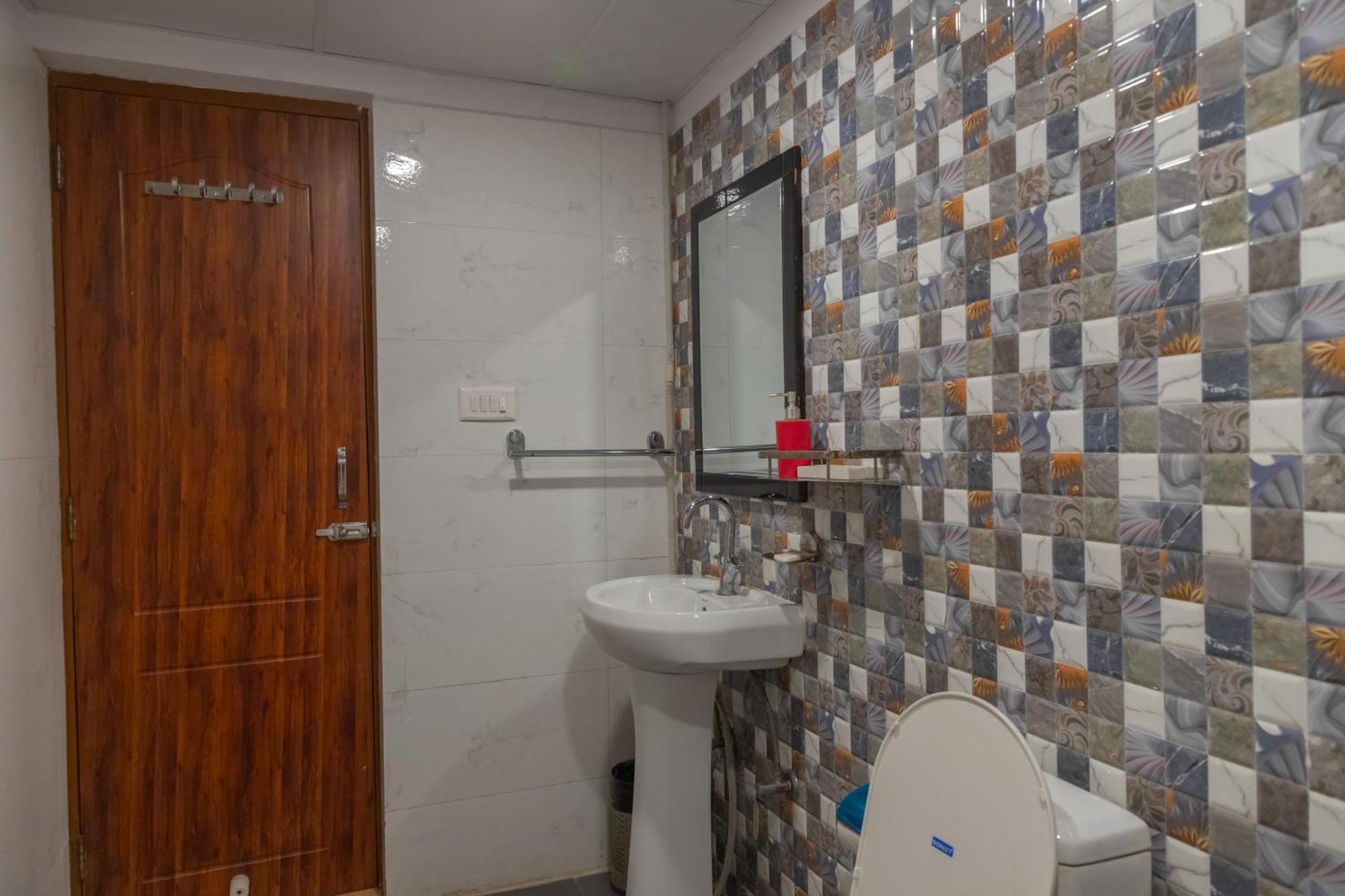 Hotel Sethi Legacy Haridwar Exterior photo